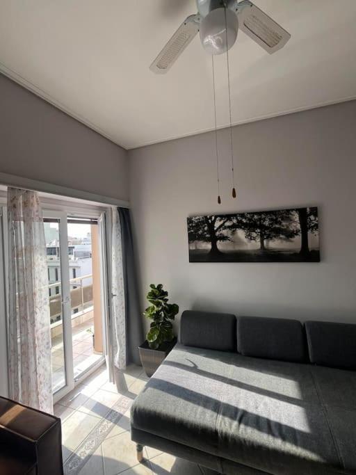 Maria'S Sunlit Apartment Pireu Exterior foto